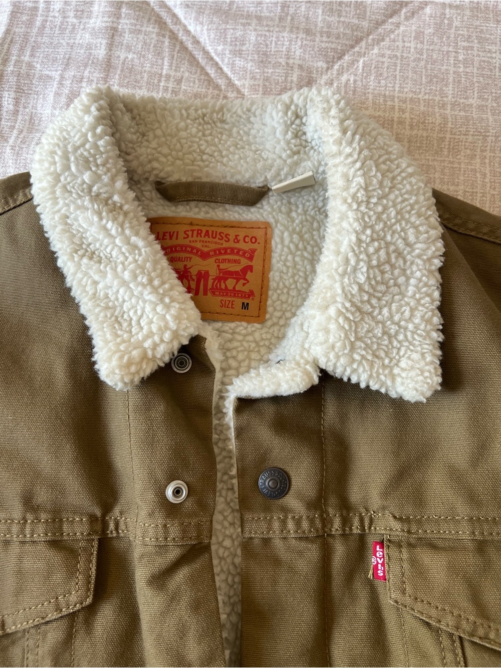Levi's Olive Green Sherpa-Lined Trucker Jacket - Picture 3 of 3